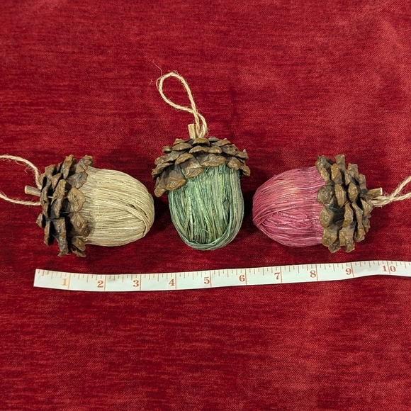 Acorn Pinecone Ornament Set - Picture 3 of 4